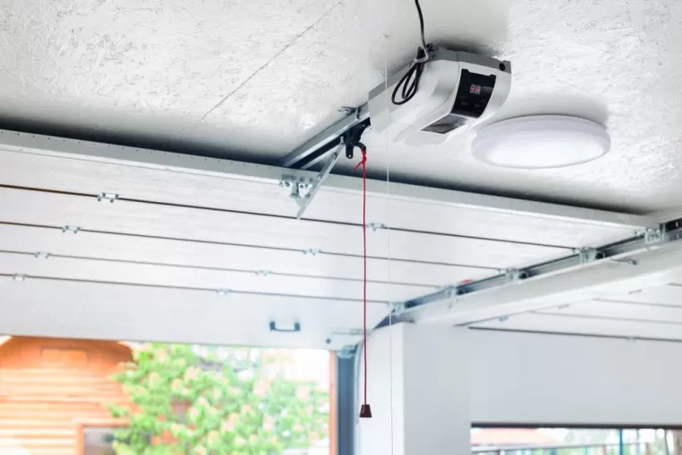 Porte de garage sectionnelle, Orléans, ECONOMIE ET DIAGNOSTIQUE DE L'HABITAT FRANCAIS